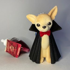 NIP Chihuahua Vampire Wallflower night light plug in w/ free  refil